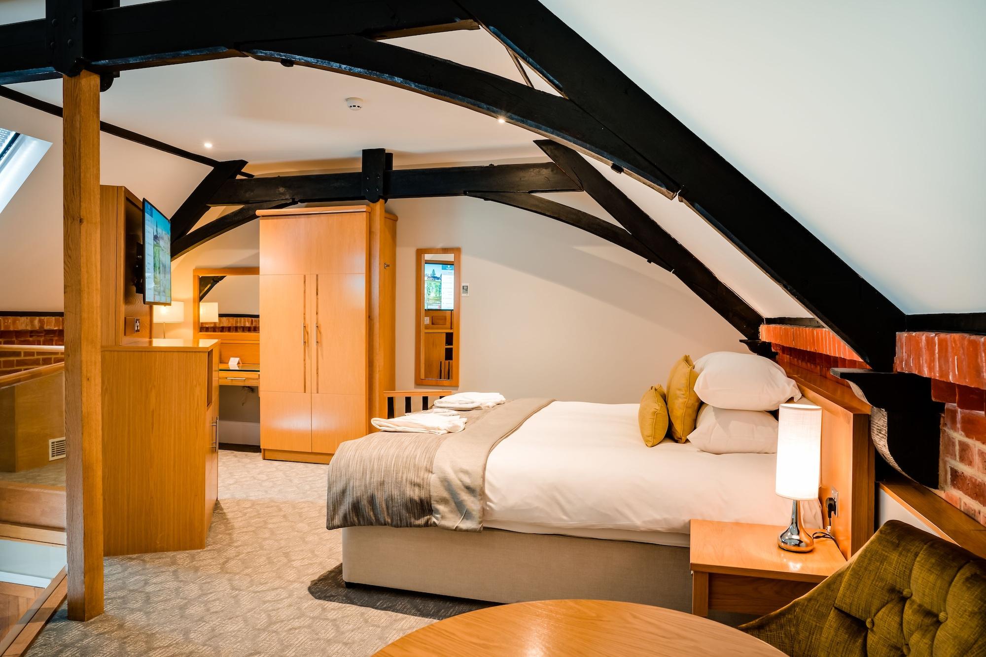 Oakley Hall Hotel Basingstoke Bagian luar foto