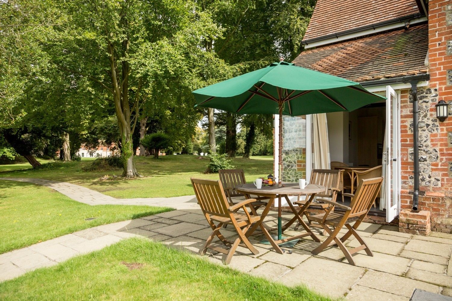 Oakley Hall Hotel Basingstoke Ruang foto